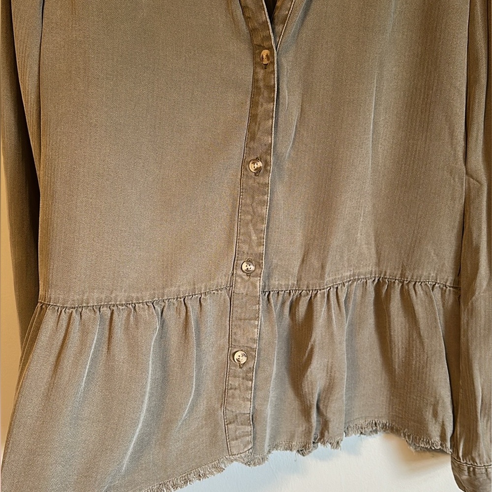 Army Green Peplum Button Down - Picture 7 of 7
